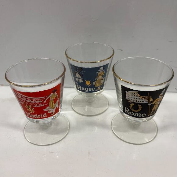 Vintage 1950s Libbey Cities of the World Footed Glasses -- Set of 3 - Picture 2 of 8
